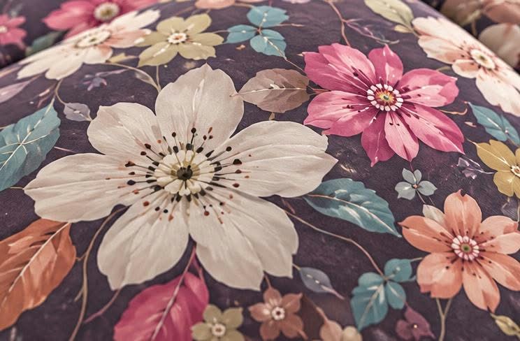 Midnight floral quilt cootexa